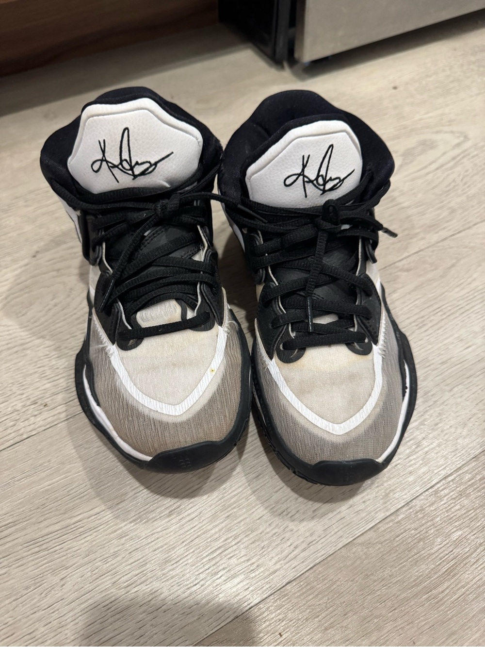 Nike Women's Black and White Athletic Shoes, kyrie kyries